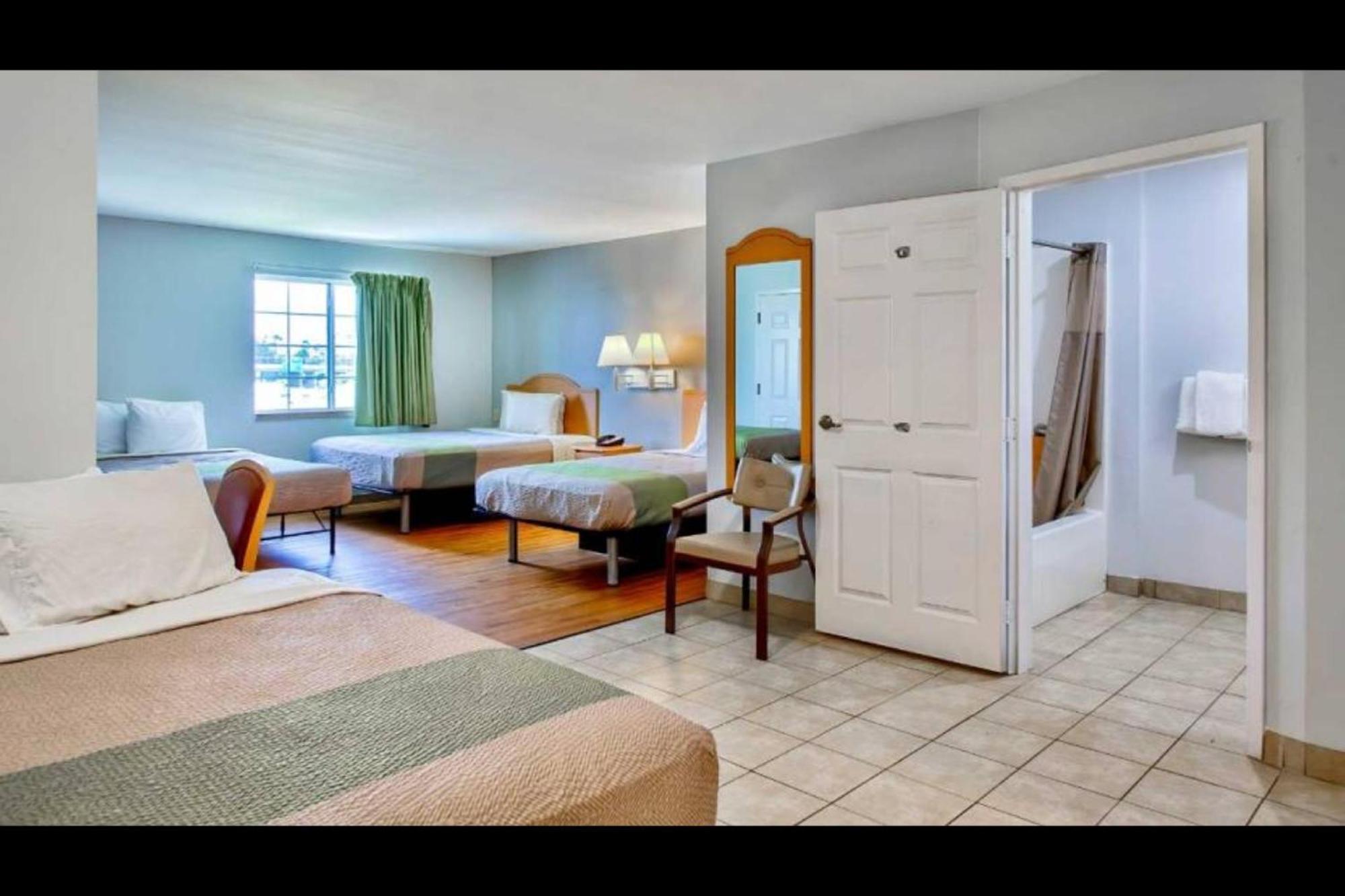 Oyo Townhouse Sulphur,La Extended Stay Εξωτερικό φωτογραφία
